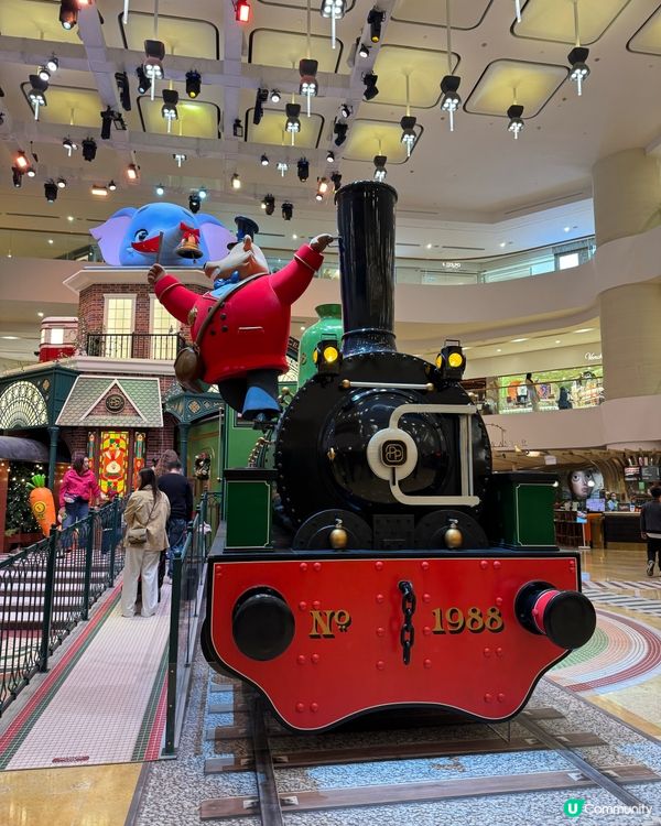 太古廣場聖誕中央動物車站