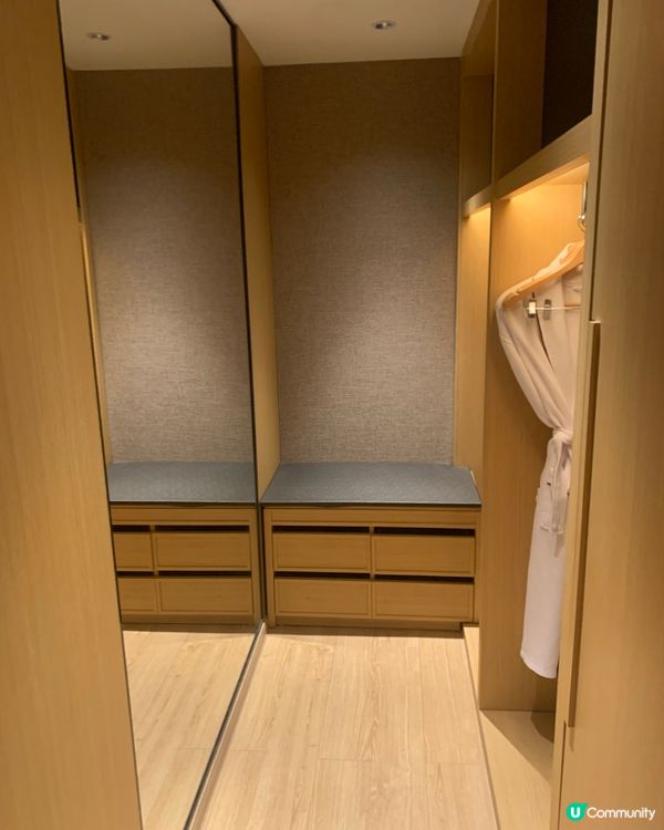 [酒店開箱系列]喜悅假日酒店|裝修別緻|出現古怪聲音👻