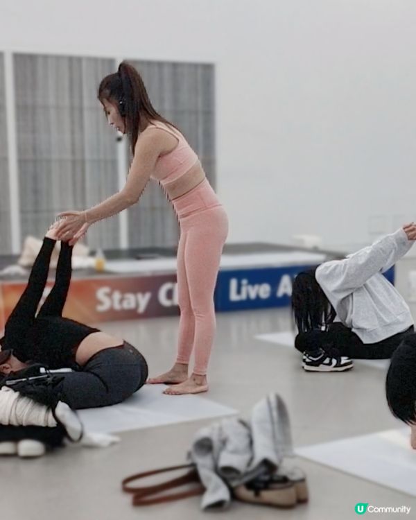 1.  啟德運動嘉年華！粉紅瑜伽Look 💖 塑身直播！