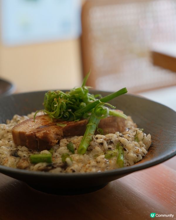 荃灣幽靜兩層高咖啡店!?