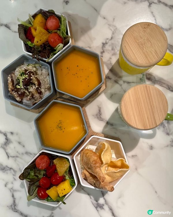 灣仔隱藏森林系Cafe🌿 素食漢堡同流心蛋意粉好犯規！