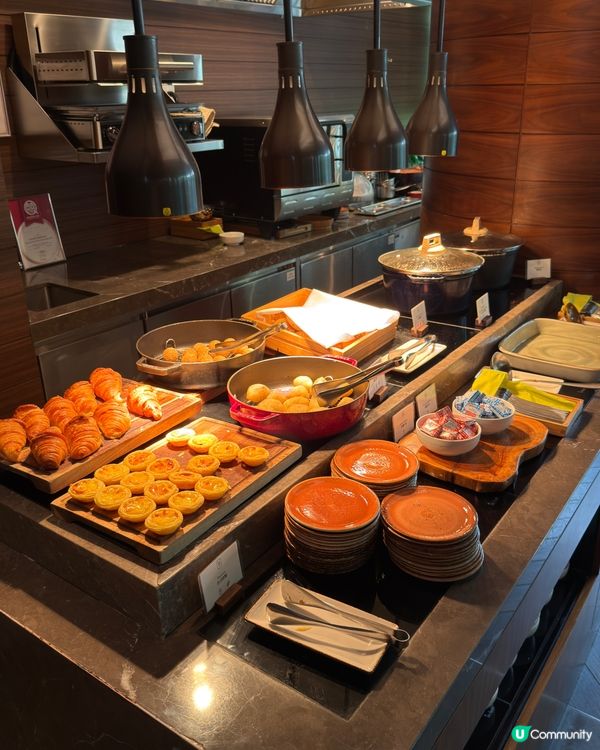 週末嘆海鮮早午餐！🦀🦐😋