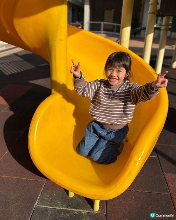 媽咪帶我落公園玩！☀️ 童年開心最重要！🥳