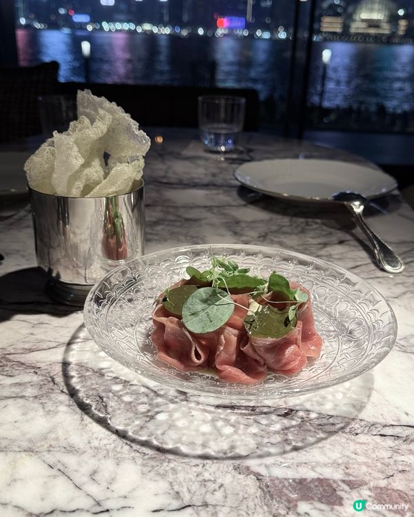 維港海景浪漫約會😍！打卡美食推介！🌃