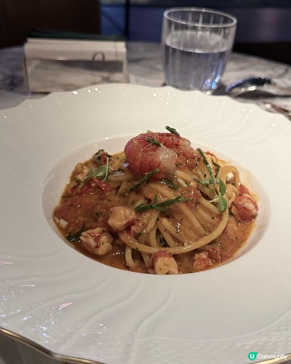 維港海景浪漫約會😍！打卡美食推介！🌃