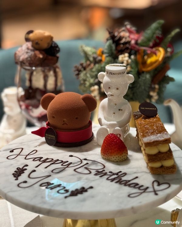 半島精品店打卡📸！冬日限定黑森林巴菲超夢幻！😋