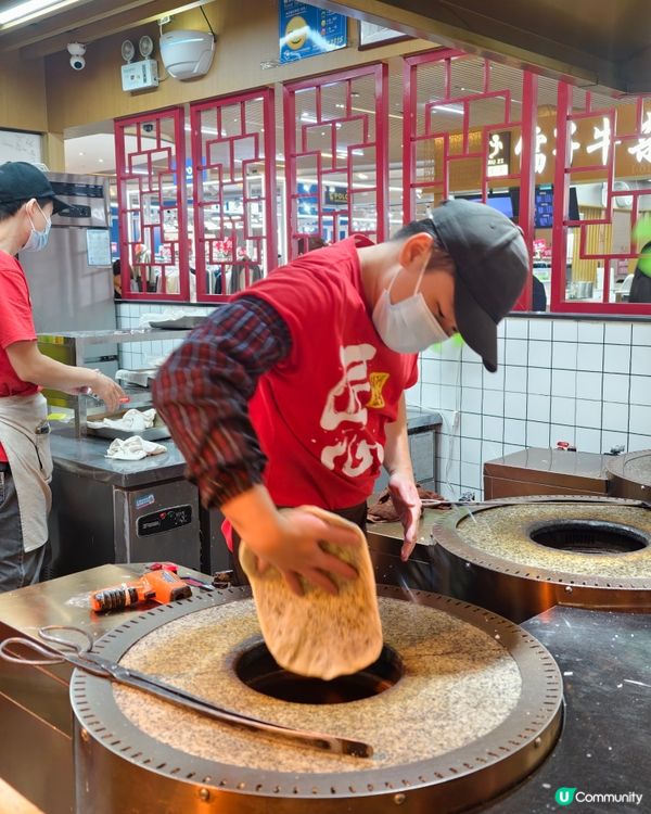 深圳美食😋😋滿分排長龍小食$13一個