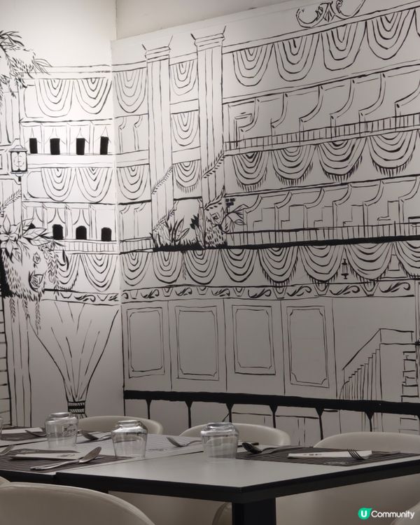 黑白畫風cafe，必點富士芝櫻祭Tiramisu