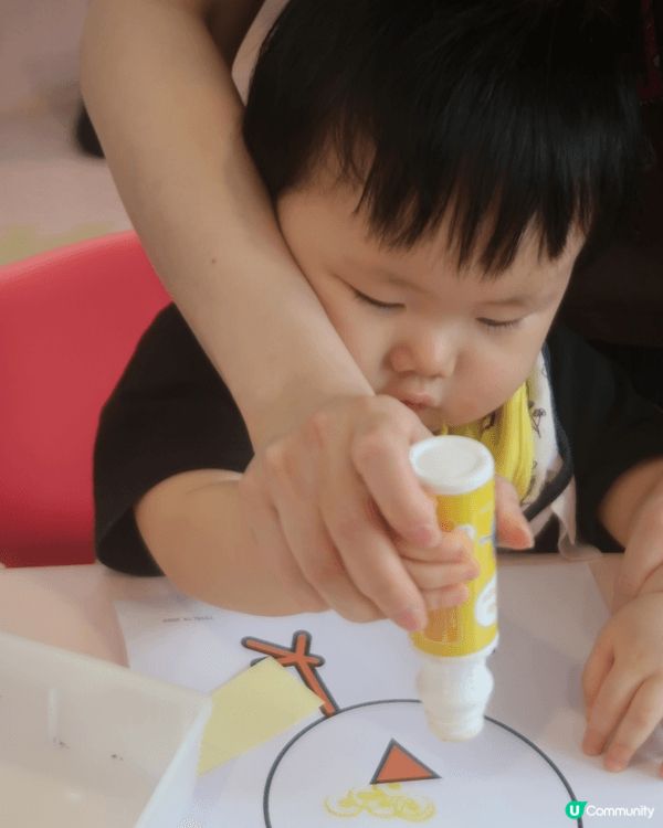 平時日常都會帶bb 去playhouse 玩～ 放下電。