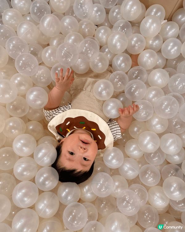 平時日常都會帶bb 去playhouse 玩～ 放下電。