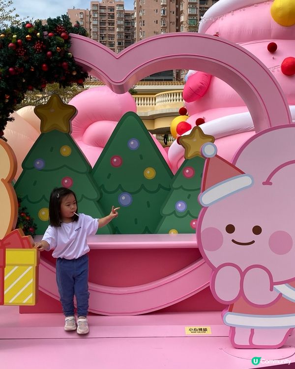 粉紅聖誕打卡！同囡囡勁開心🥳 黃金海岸走起！