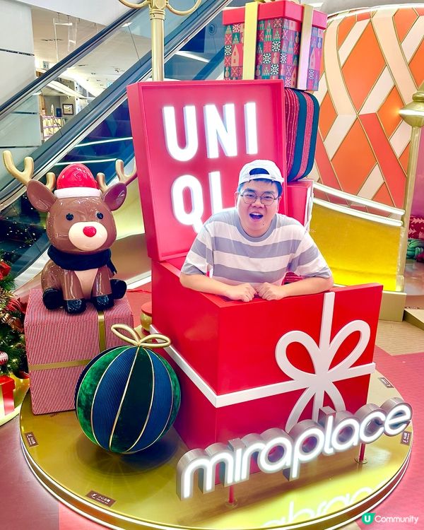 聖誕老人出現啦!尖東美麗華廣場地庫~