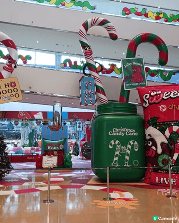 中環匯豐銀行總行：聖誕裝飾，氣勢磅薄。