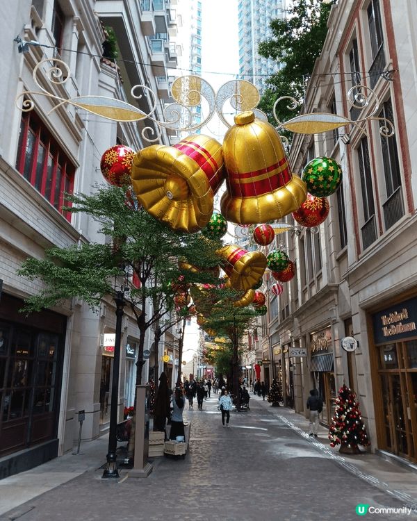 中環匯豐銀行總行：聖誕裝飾，氣勢磅薄。