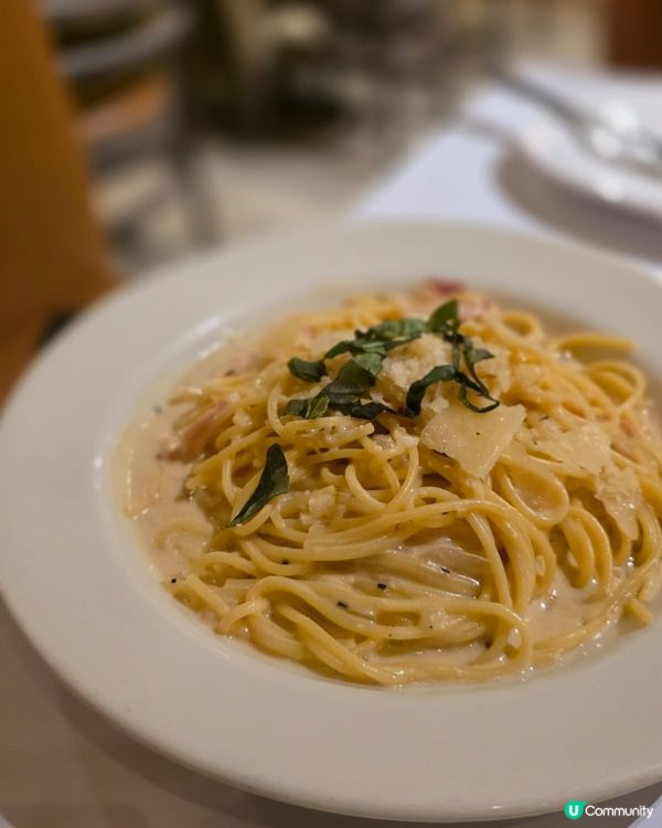 開胃小菜+意粉+牛柳！😋 意大利餐廳一個字，正！
