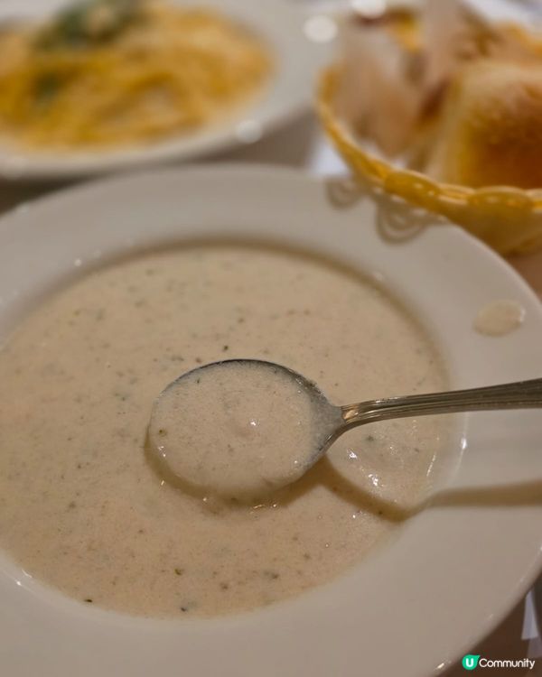 開胃小菜+意粉+牛柳！😋 意大利餐廳一個字，正！