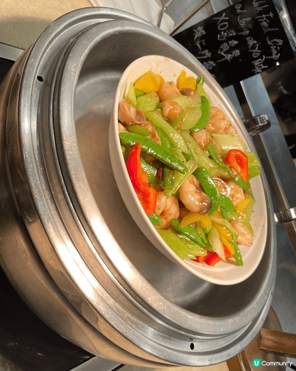 2024年聖誕節於薈景吃聖誕自助餐，當中有聖誕老人環節非常適...