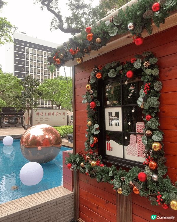 中環港鐵站出口 皇后像廣場