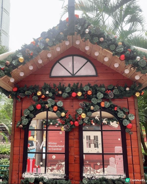 中環港鐵站出口 皇后像廣場