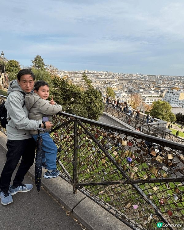 Visit London n Paris with chil...