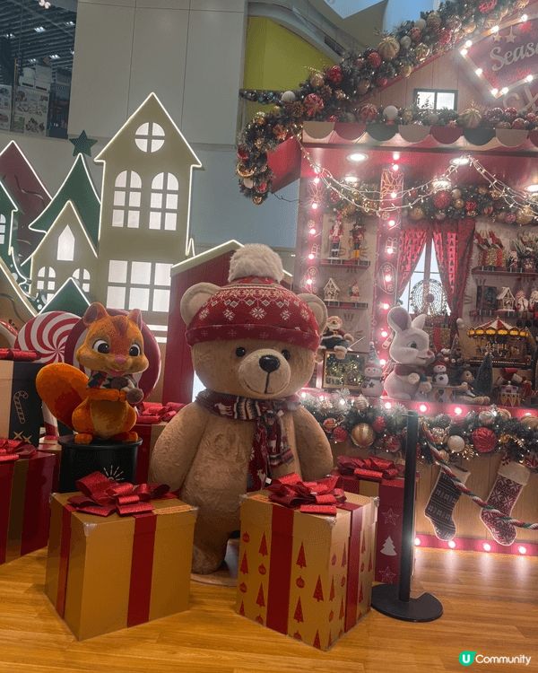 康城商場的商場佈置十分漂亮＇適合打卡，不論大人或小朋友＇甚至...