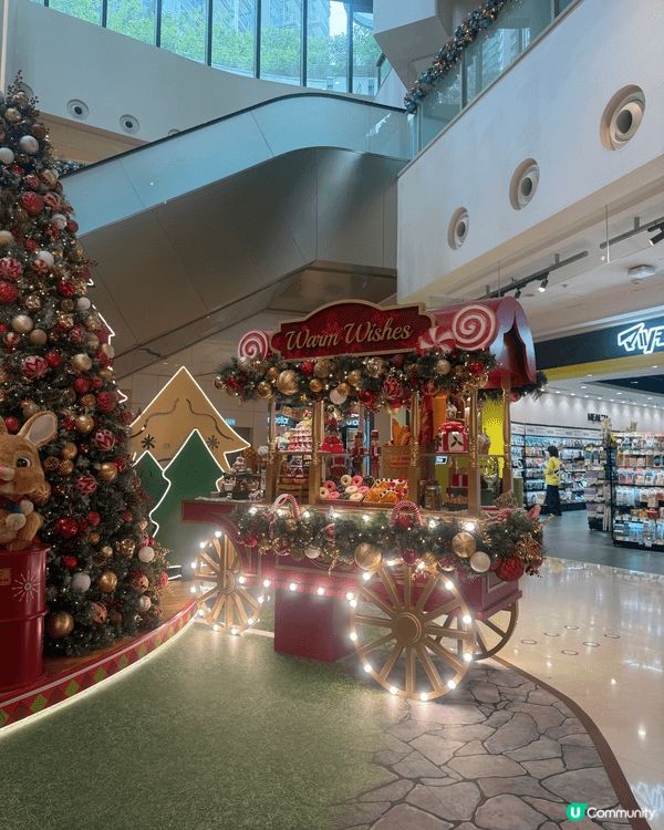 康城商場的商場佈置十分漂亮＇適合打卡，不論大人或小朋友＇甚至...