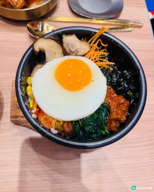 ＄32.9韓式石鍋牛肉醬拌飯、任食泡菜及海帶湯😋