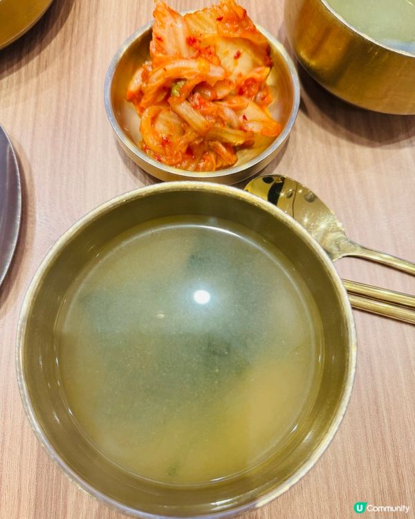 ＄32.9韓式石鍋牛肉醬拌飯、任食泡菜及海帶湯😋