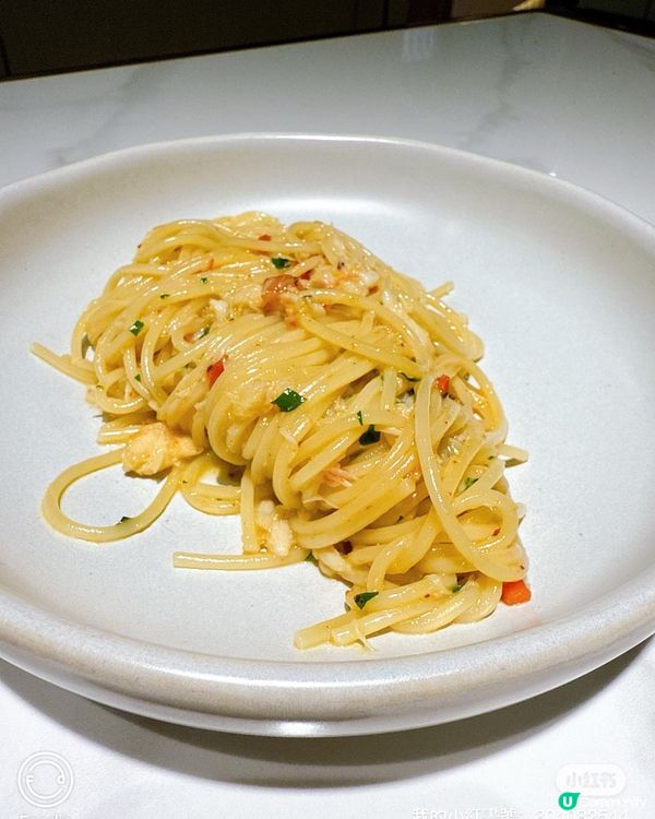 中環法餐小確幸！閨蜜撐枱腳😋📸