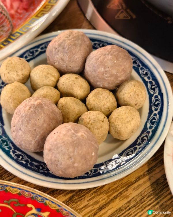 七十年代風裝修火鍋店，抵食二人套餐