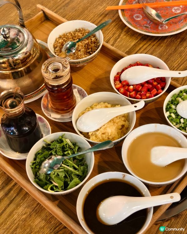 七十年代風裝修火鍋店，抵食二人套餐