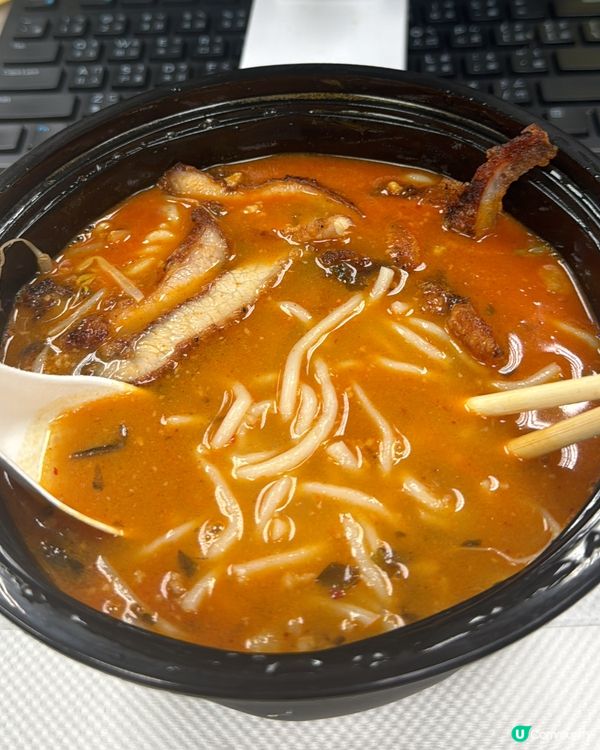 川品🙌🏻香脆豬頸肉米線💖