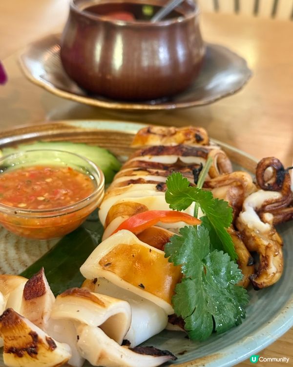 「系少有會加泰國臘腸入菠蘿炒飯既香港泰國餐廳🥹👍🏻」