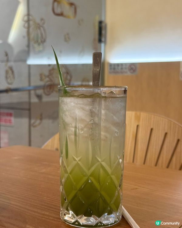 「系少有會加泰國臘腸入菠蘿炒飯既香港泰國餐廳🥹👍🏻」