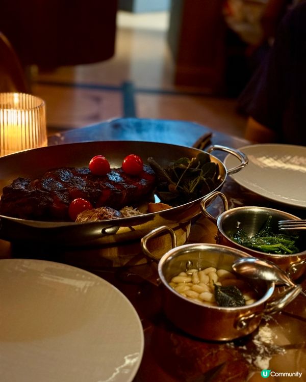 我哋兩個人居然想挑戰食個六人份量嘅tiramisu？😱