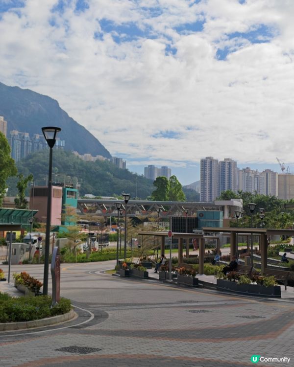 食完早餐，見到有個新地點。散下步曬下太陽真係唔錯 。 感恩😊...