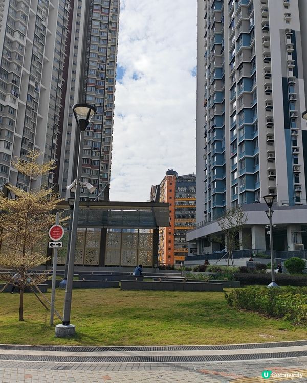 食完早餐，見到有個新地點。散下步曬下太陽真係唔錯 。 感恩😊...