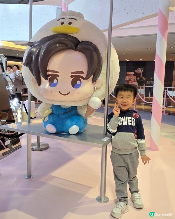 又一城聖誕旋轉木馬🎠！SANRIO x MIRROR🎄