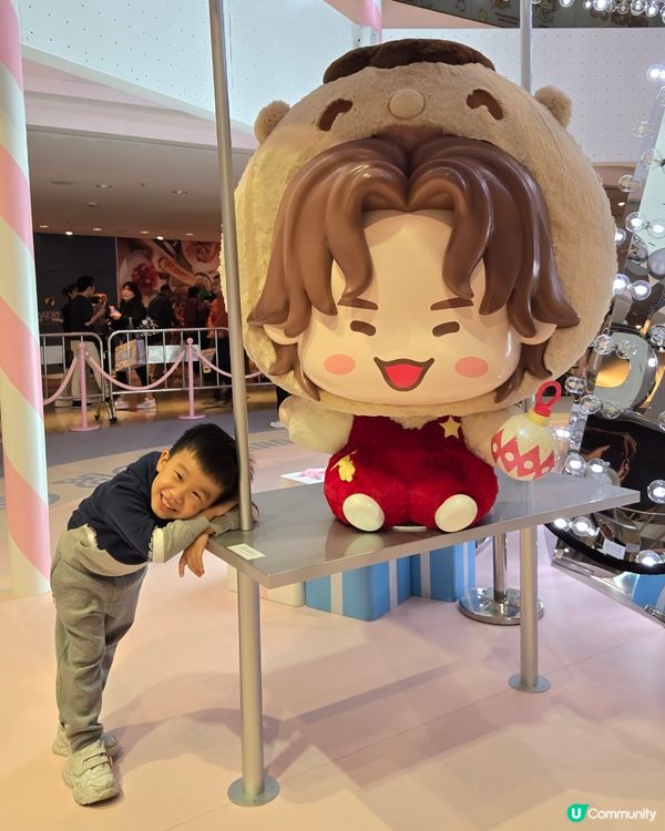 又一城聖誕旋轉木馬🎠！SANRIO x MIRROR🎄