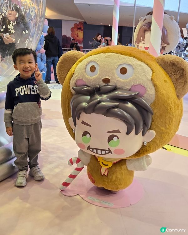 又一城聖誕旋轉木馬🎠！SANRIO x MIRROR🎄