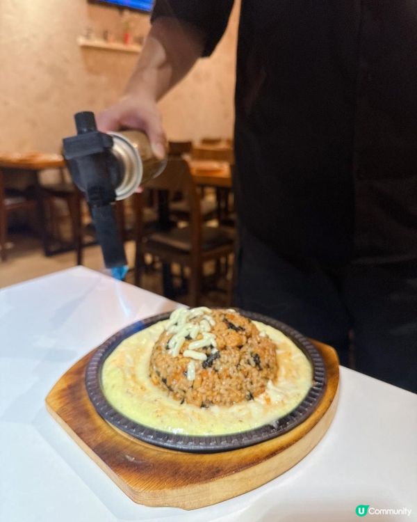韓國街有驚喜韓國料理| 超邪惡蛋槳熔岩芝士炒飯