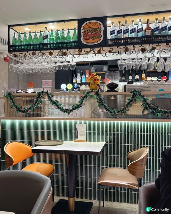 元朗新開西餐。充滿格調 聖誕裝飾超靚！🎄