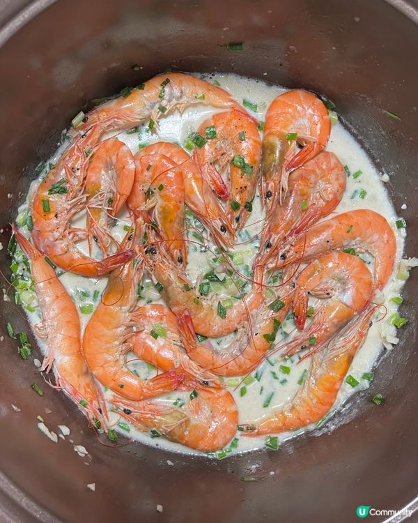 蒜香奶油蝦🦐！香到飛起🤤！