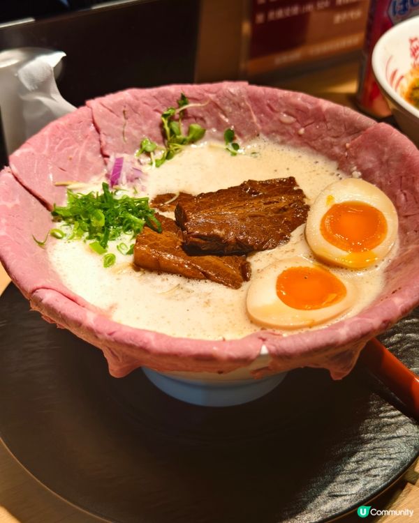 日賣200碗特製牛骨白湯拉麵