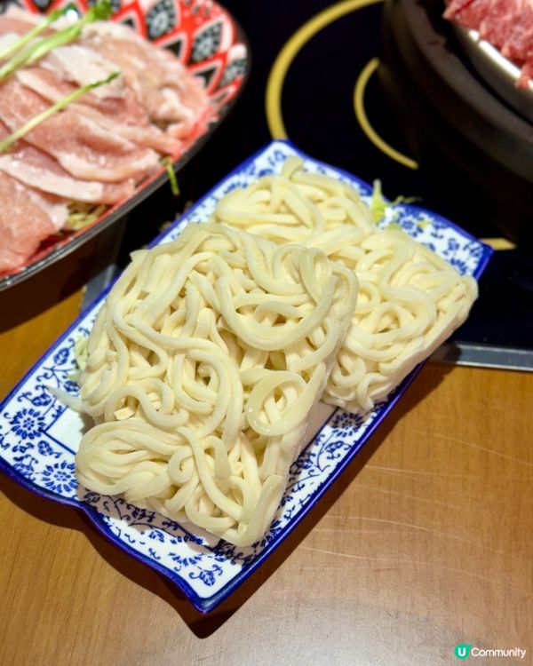 北角精緻宮廷風火鍋 配料新鮮高質