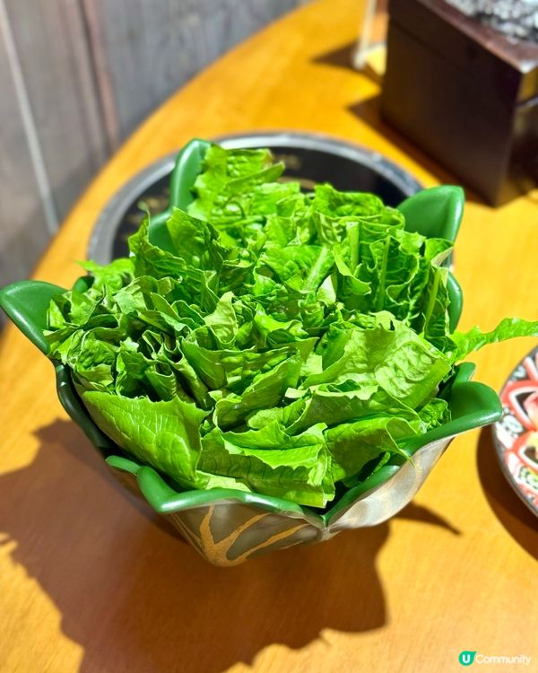 北角精緻宮廷風火鍋 配料新鮮高質