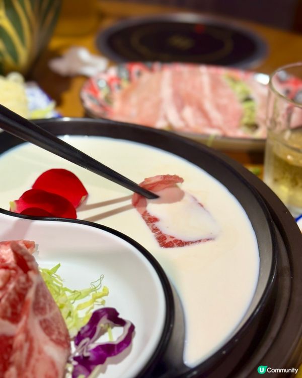 北角精緻宮廷風火鍋 配料新鮮高質