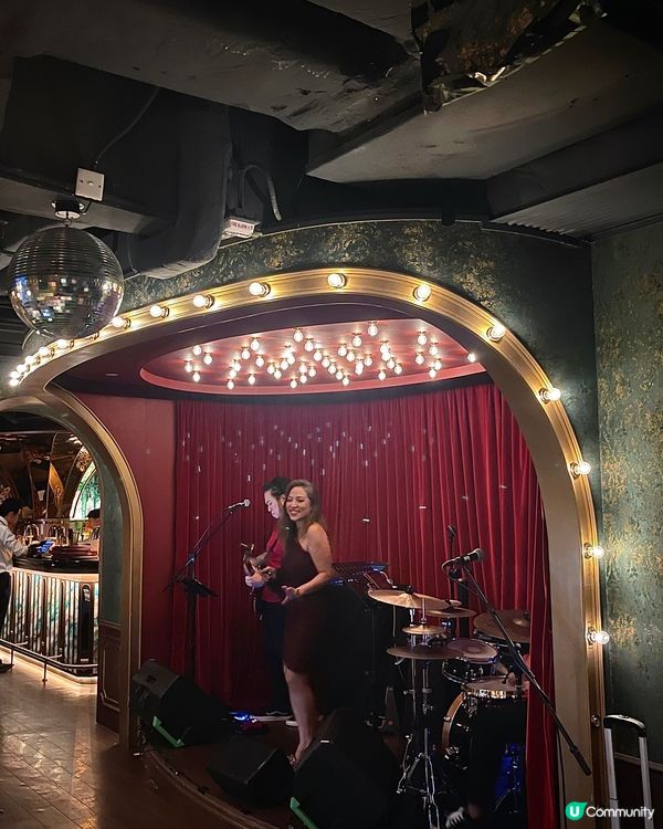 🇭🇰灣仔復古氛圍酒吧🍹有現場音樂表演🎵
