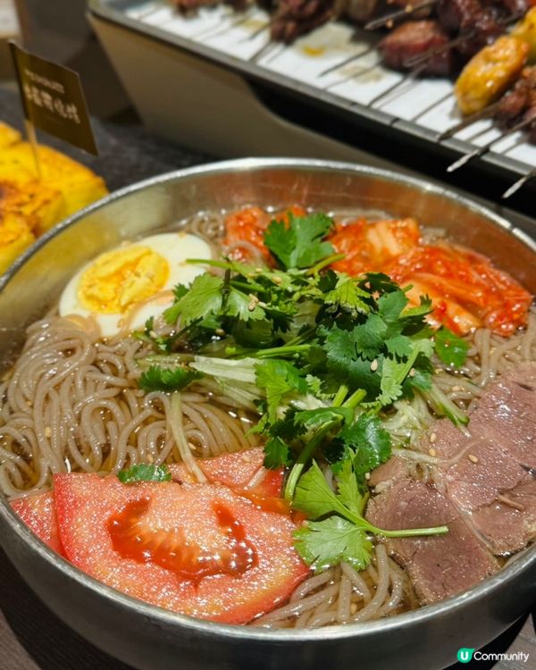 皇庭廣場新開燒烤！🤤 炭火香到爆！🔥