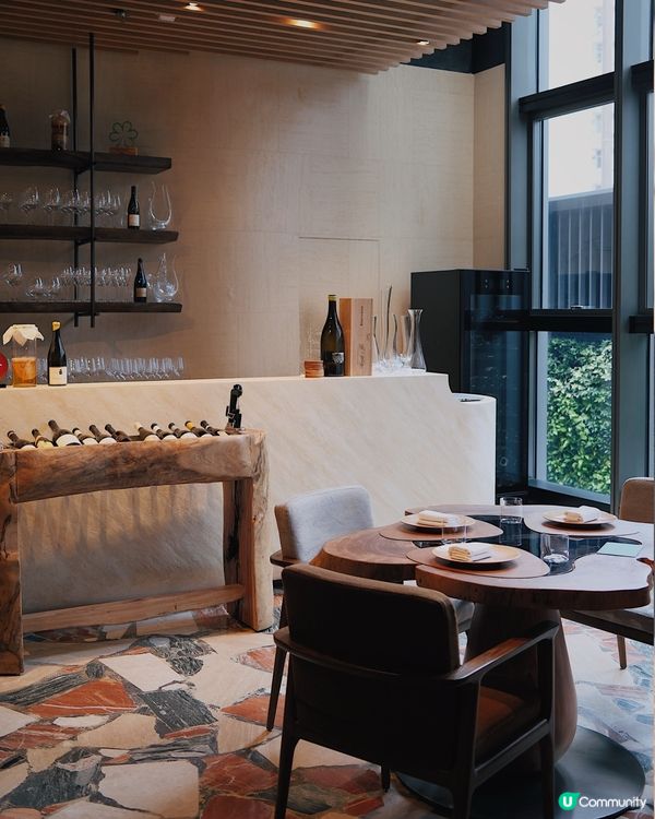 搬遷後的裝潢超美呢｜Roganic 🪵